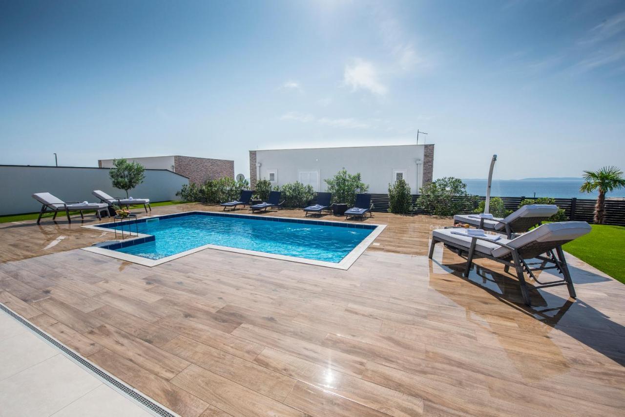 Villas Royal II With Private Pool Novalja Exterior photo